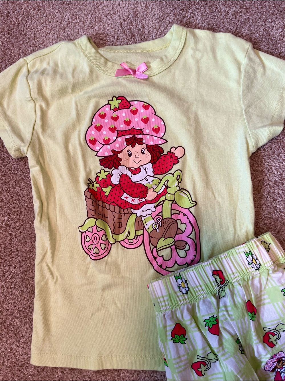 strawberry shortcake women’s sleep set